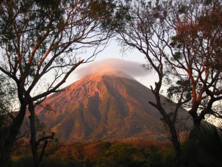 volcan-nicaragua.jpg